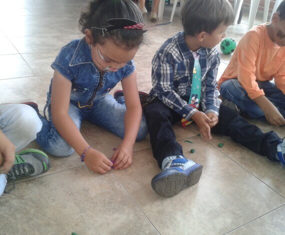 Fiestas infantiles con taller plástico en Bogotá