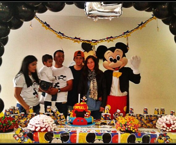 La fiesta con Mickey Mouse